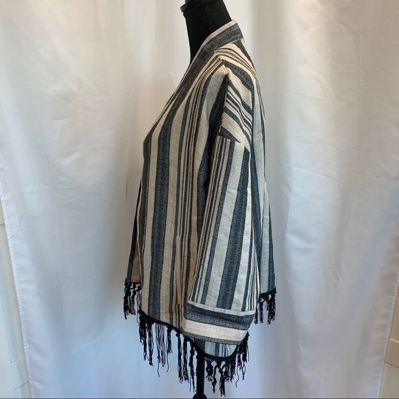 Zara Ecru Fringe Striped Kimono Jacket gray cream Sz M - Picture 5 of 12
